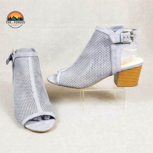 NWOT Unisa Casual Sandal Womens Sling Open Toe Mesh Shoe Block Heel Blue Size 8M - Picture 1 of 12